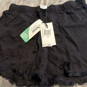New Women’s Size XS Shorts